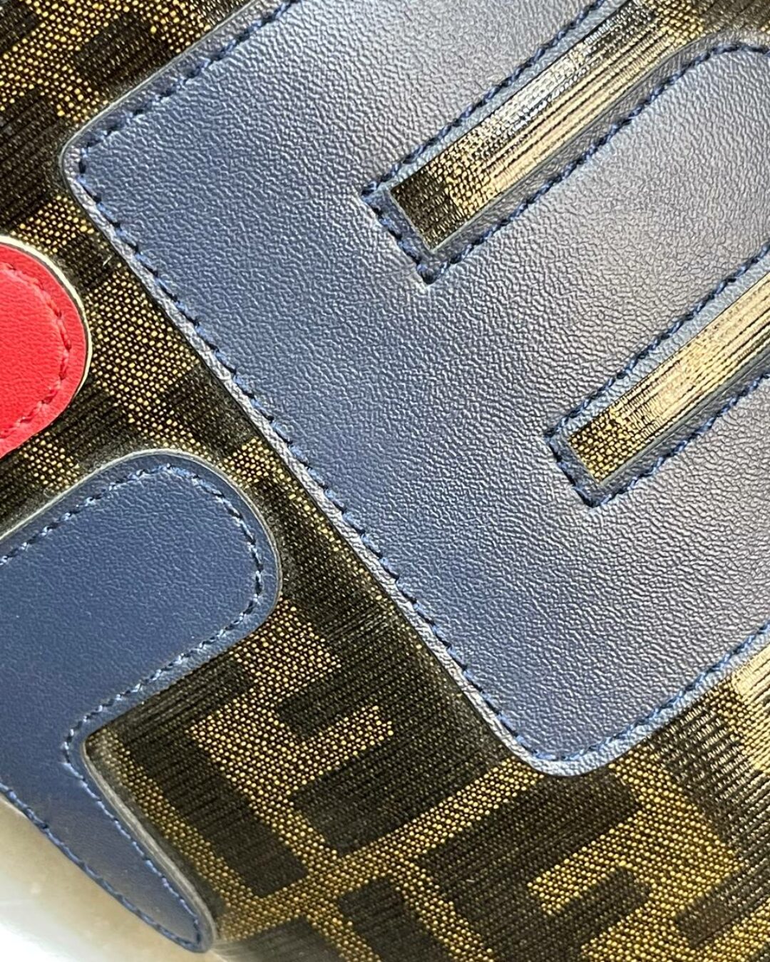 Сумка Fendi