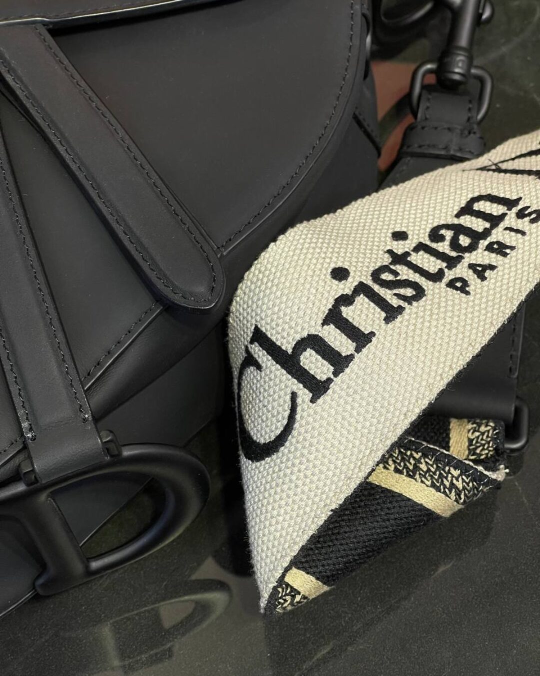 Сумка Dior Saddle