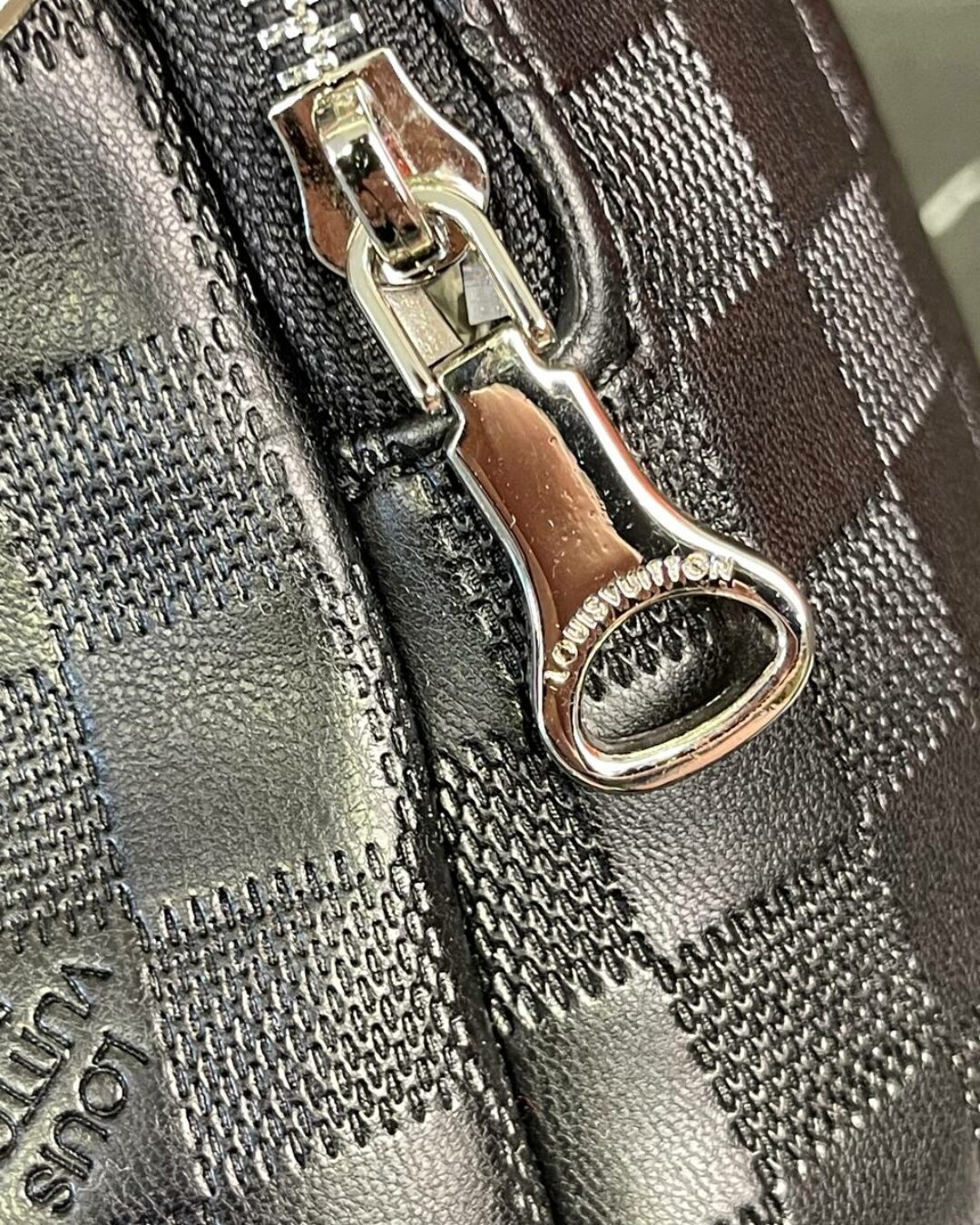 Сумка Louis Vuitton Avenue