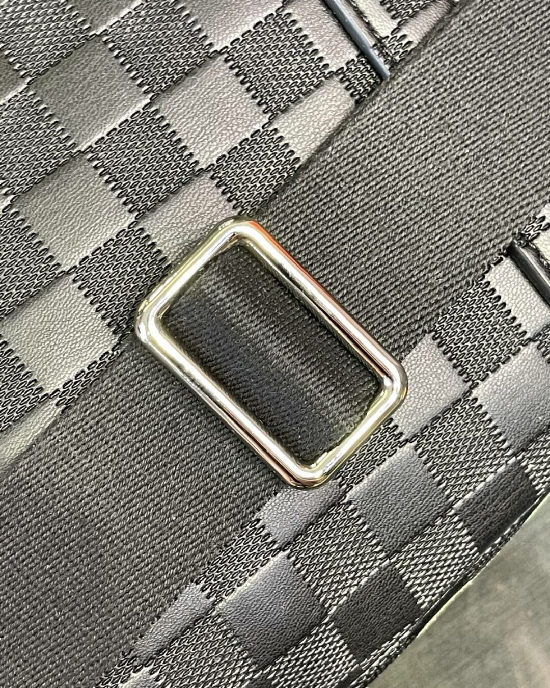 Сумка Louis Vuitton Avenue