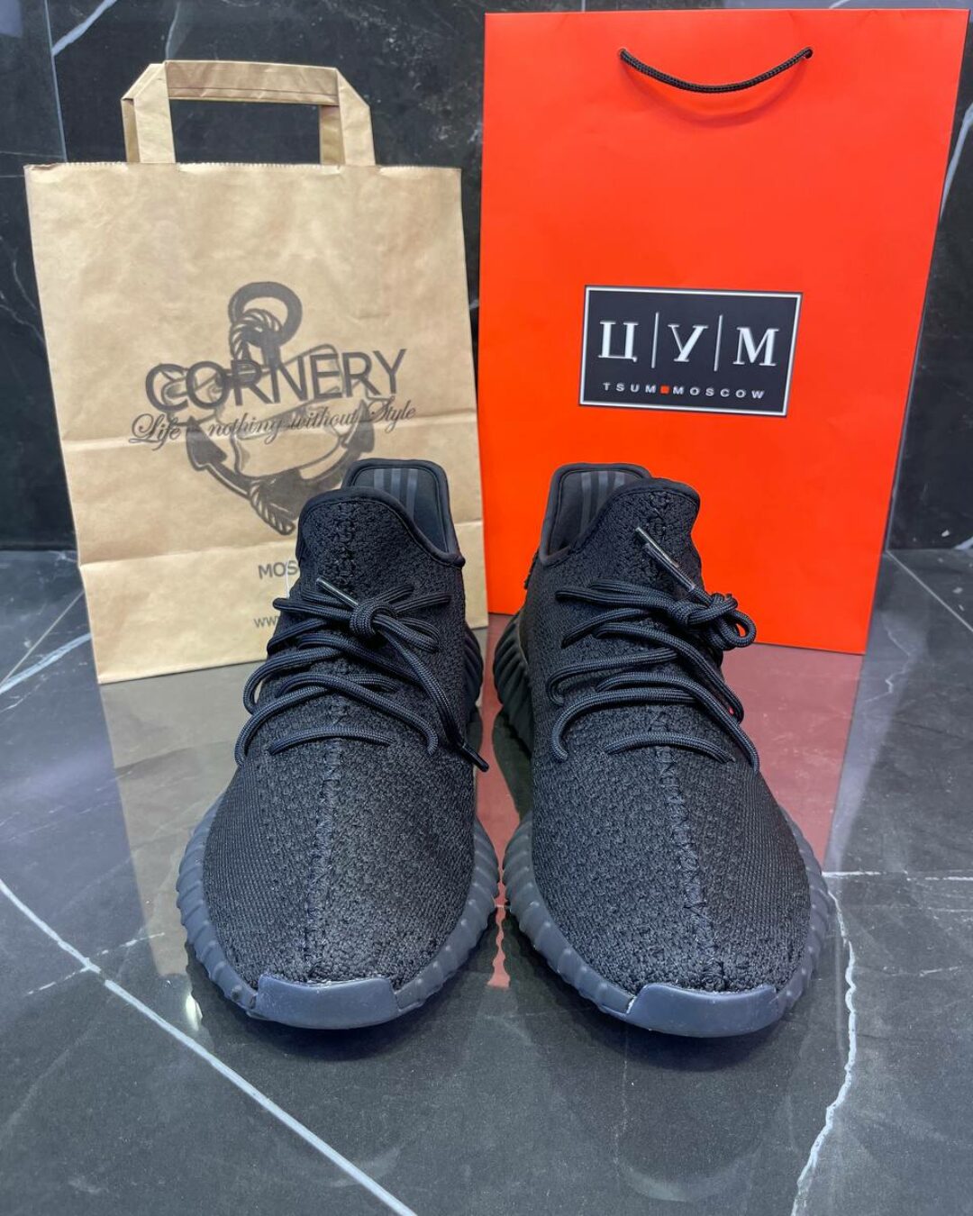 Yeezy  350 V2 Core Black/Red