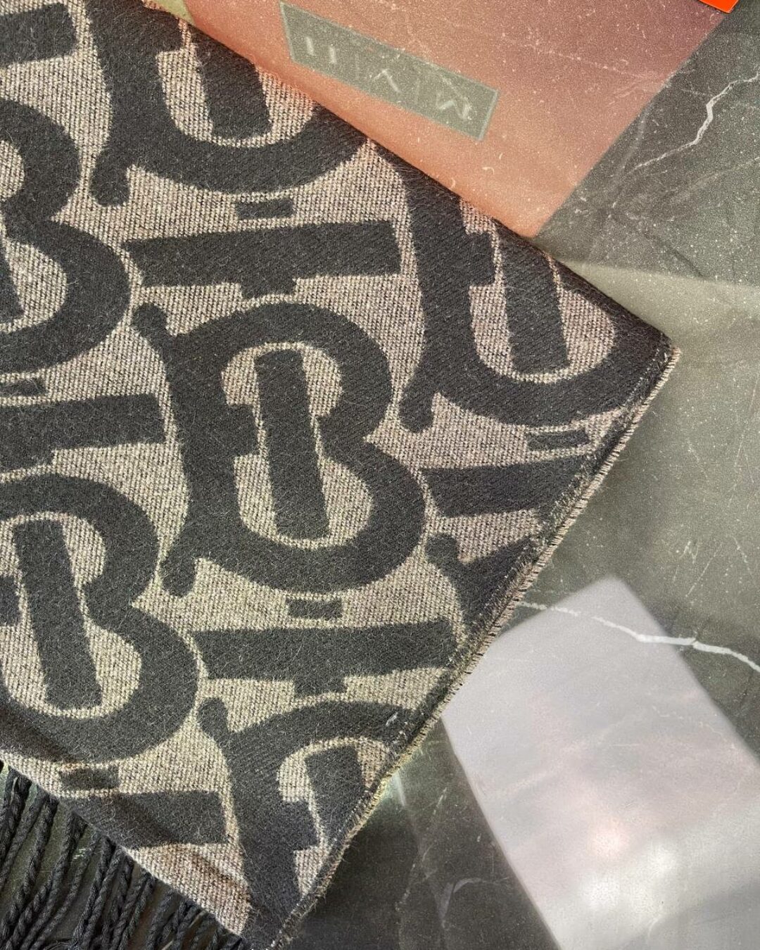 Шарф Burberry