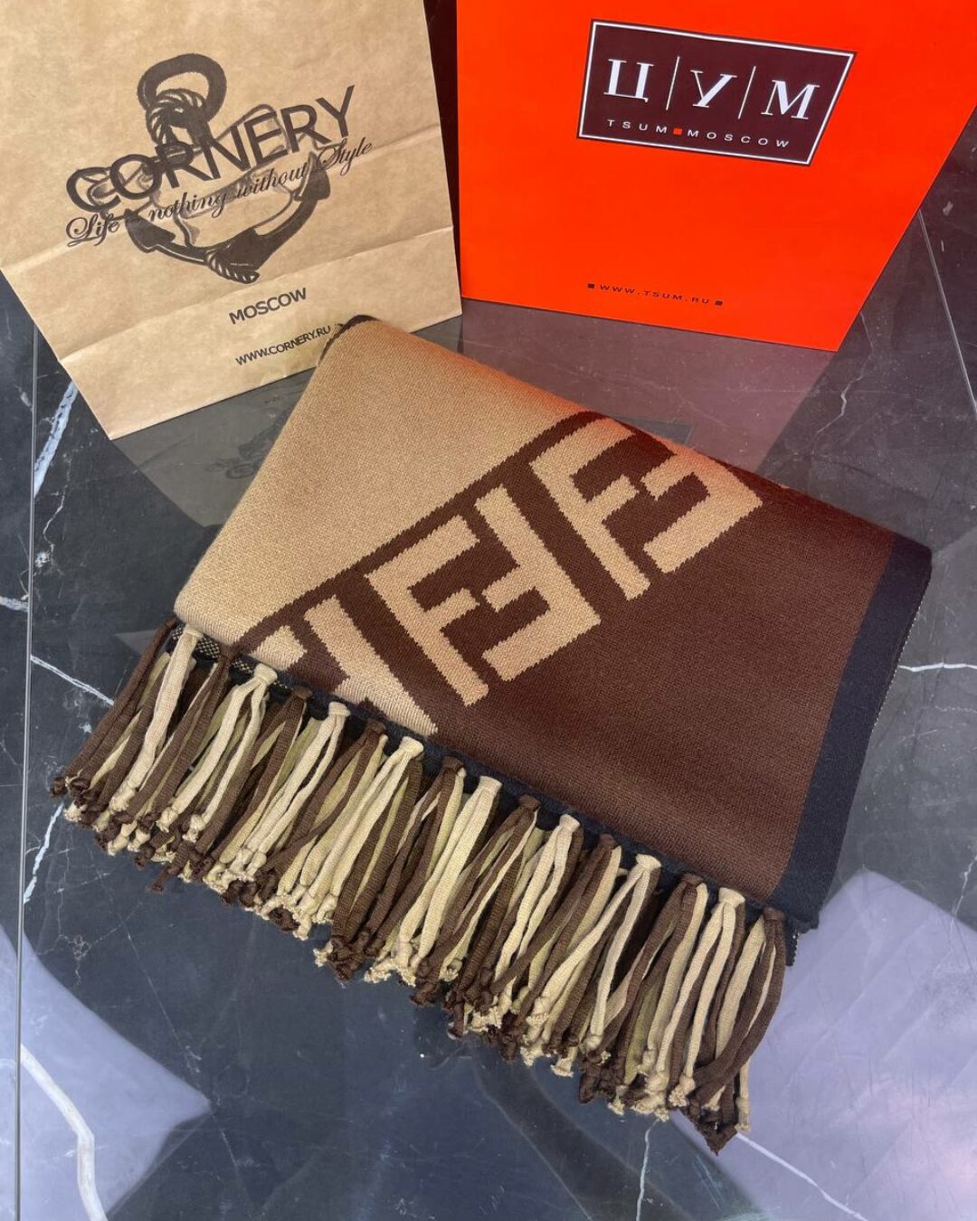 Шарф Fendi