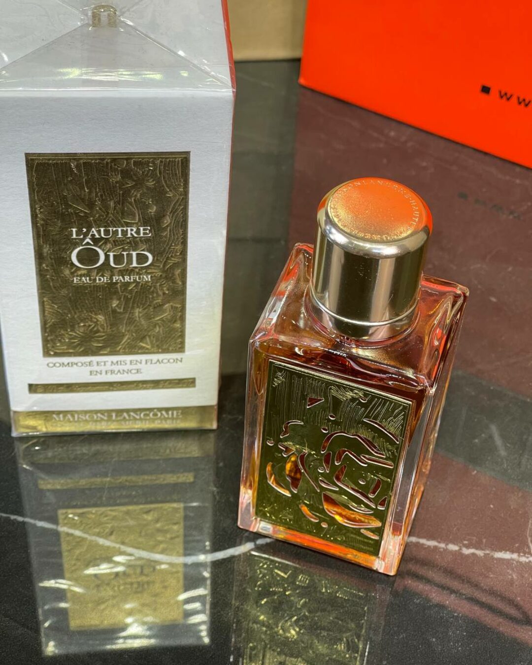 Парфюм Oud Ambroisie