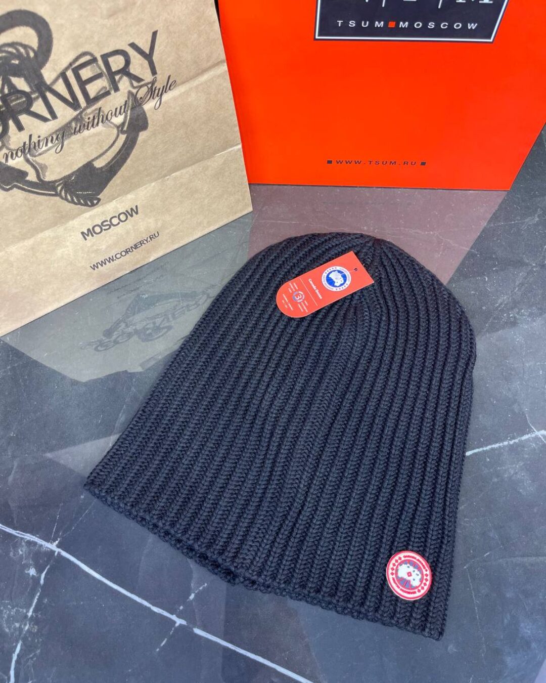Шапка Canada Goose