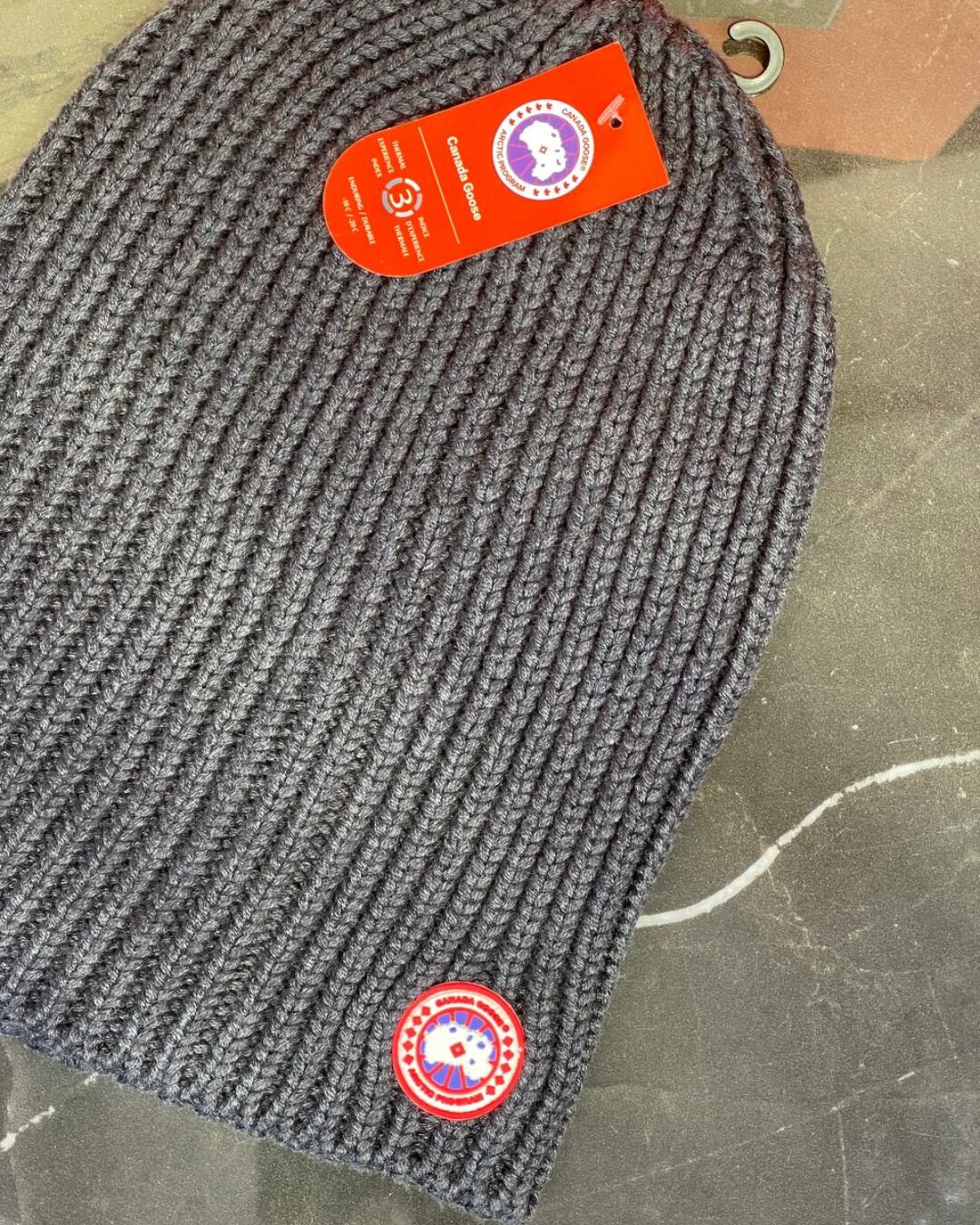 Шапка Canada Goose