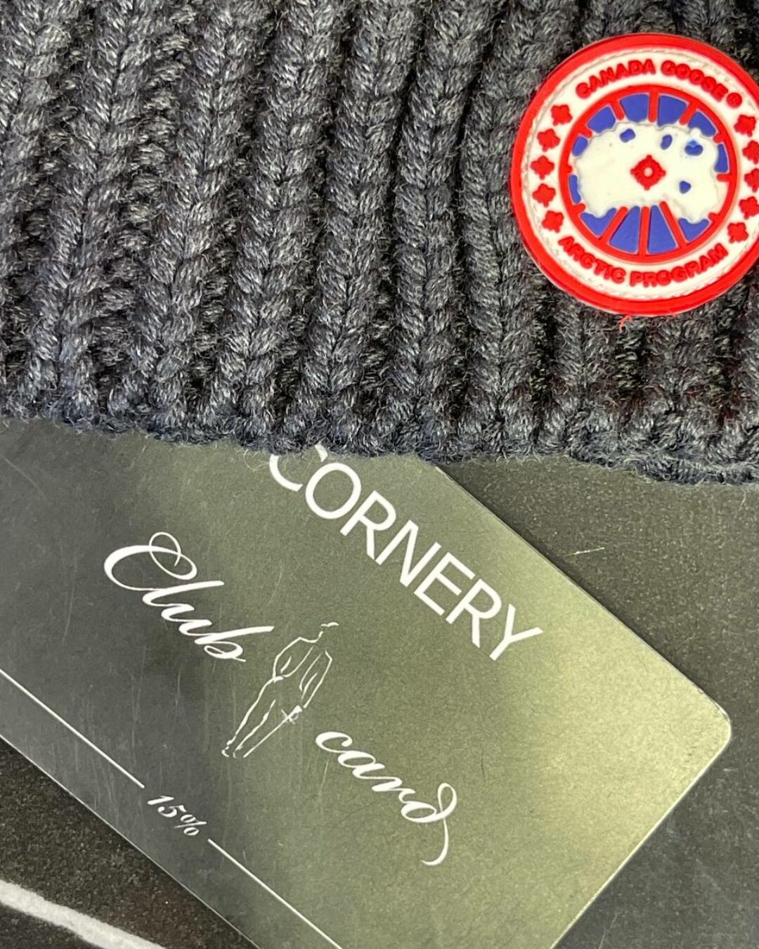 Шапка Canada Goose
