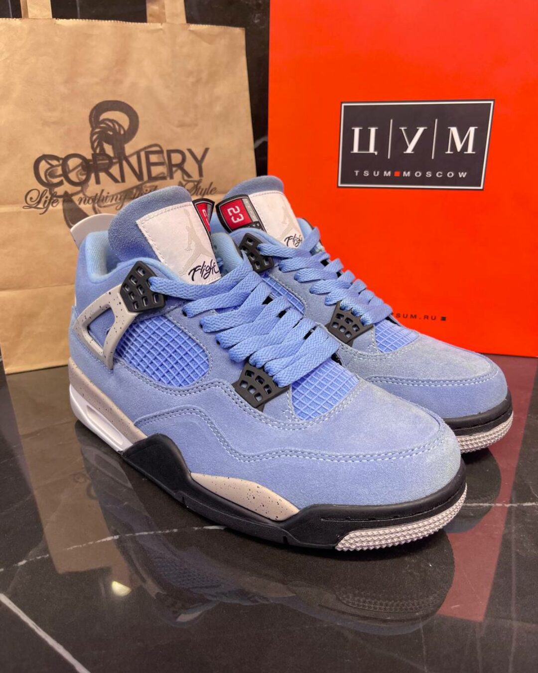 Кроссовки Nike Air Jordan 4 Retro 4 Retro University Blue