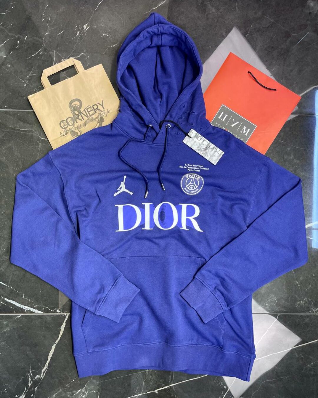 Худи Dior