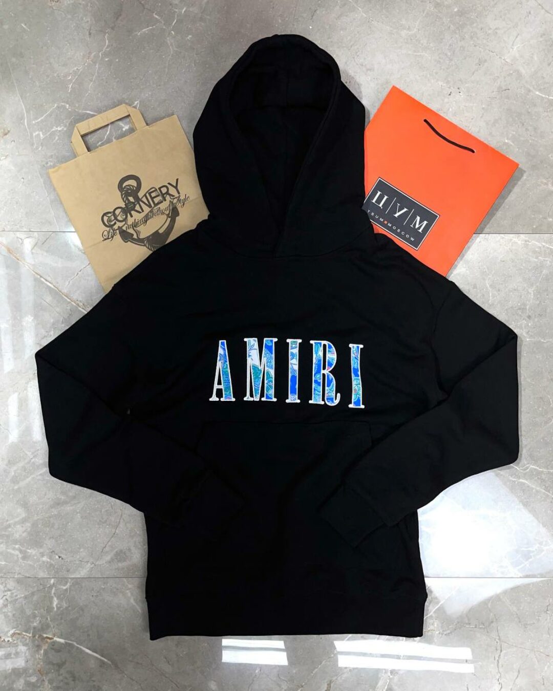 Худи Amiri