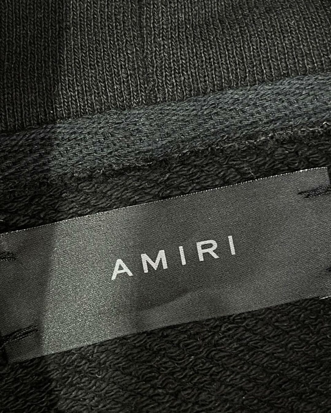 Худи Amiri