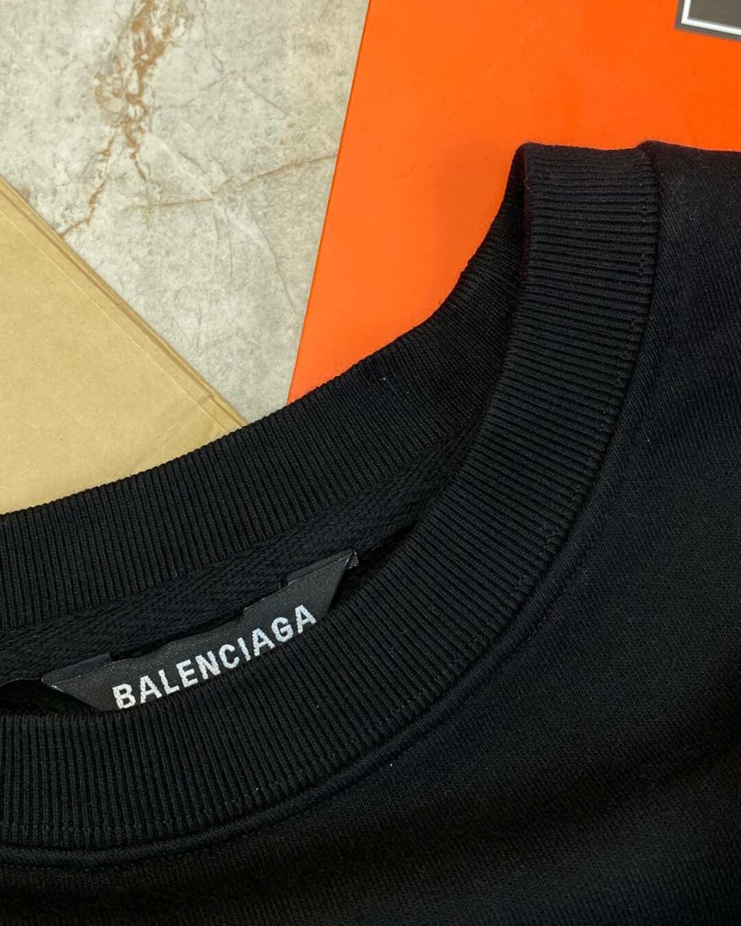 Кофта Balenciaga