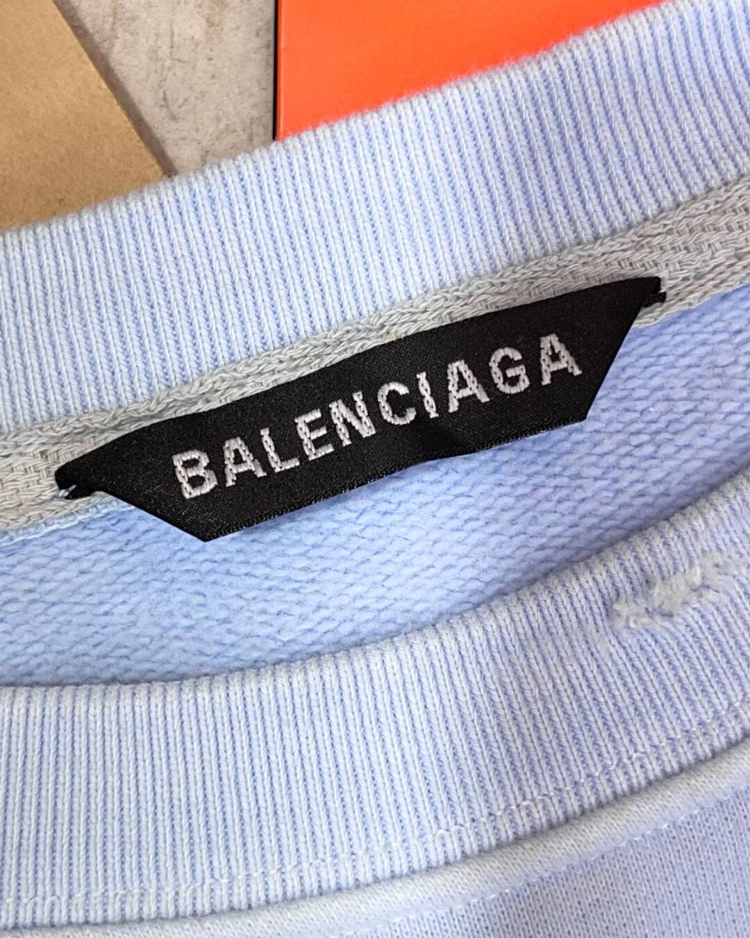 Кофта Balenciaga — фото 4