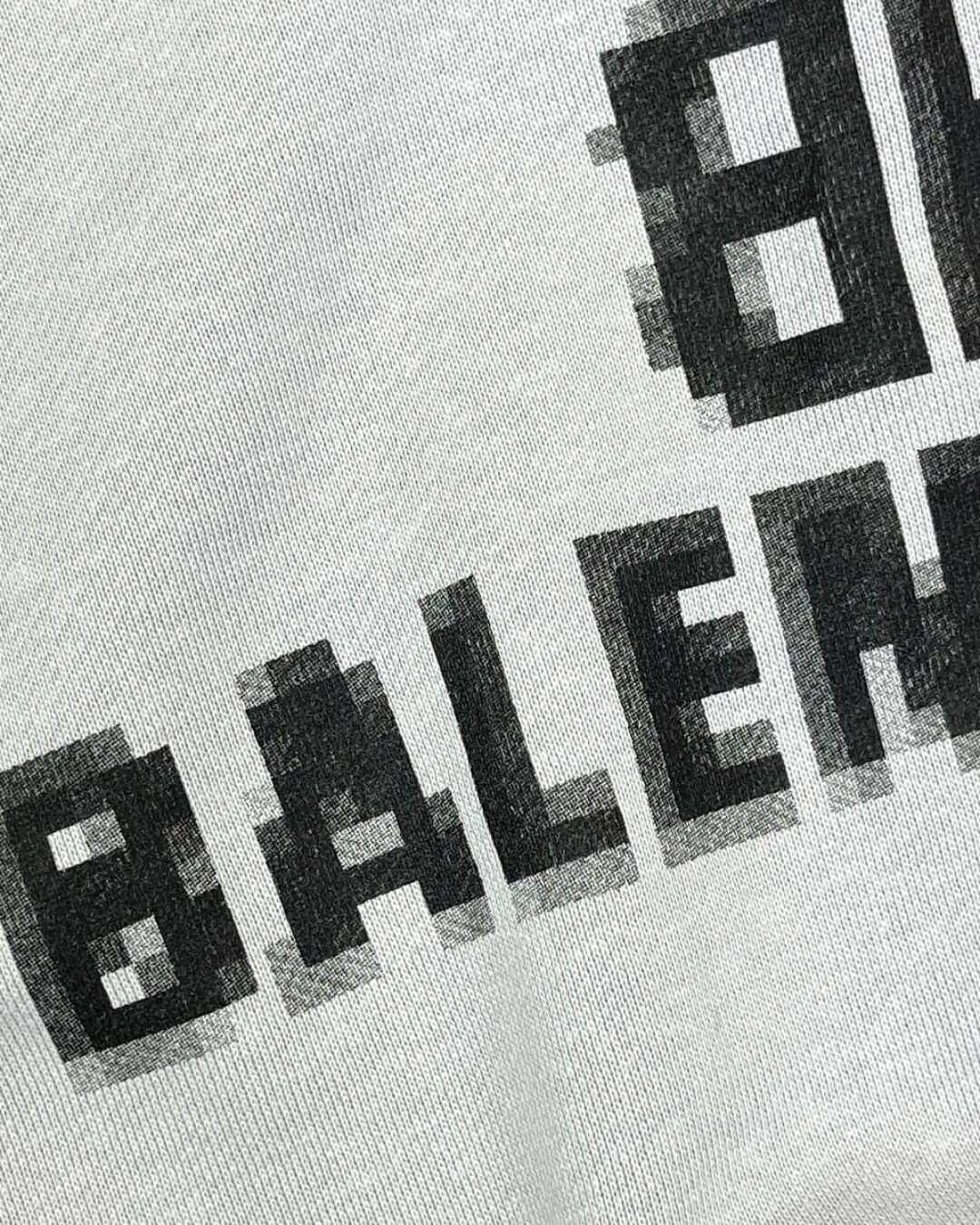 Кофта Balenciaga — фото 6