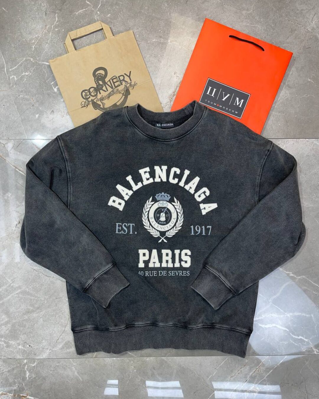 Кофта Balenciaga