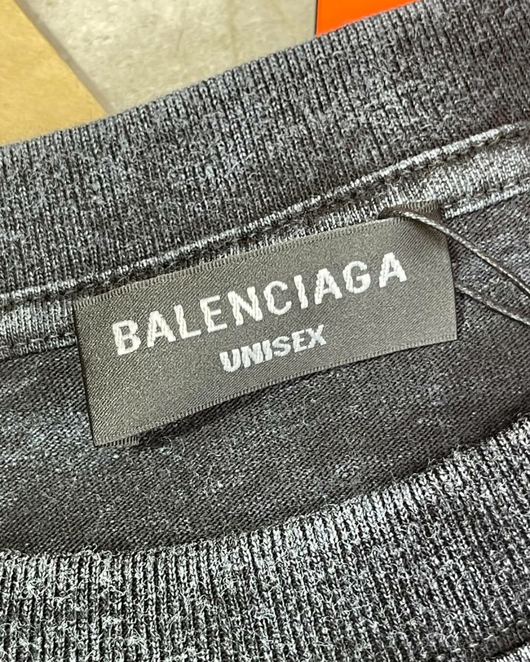 Футболка Balenciaga