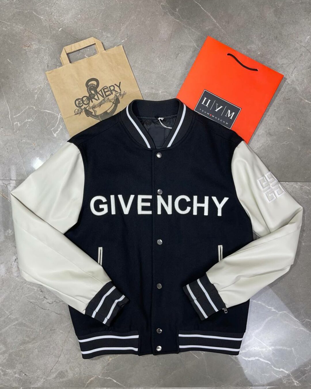 Бомбер Givenchy