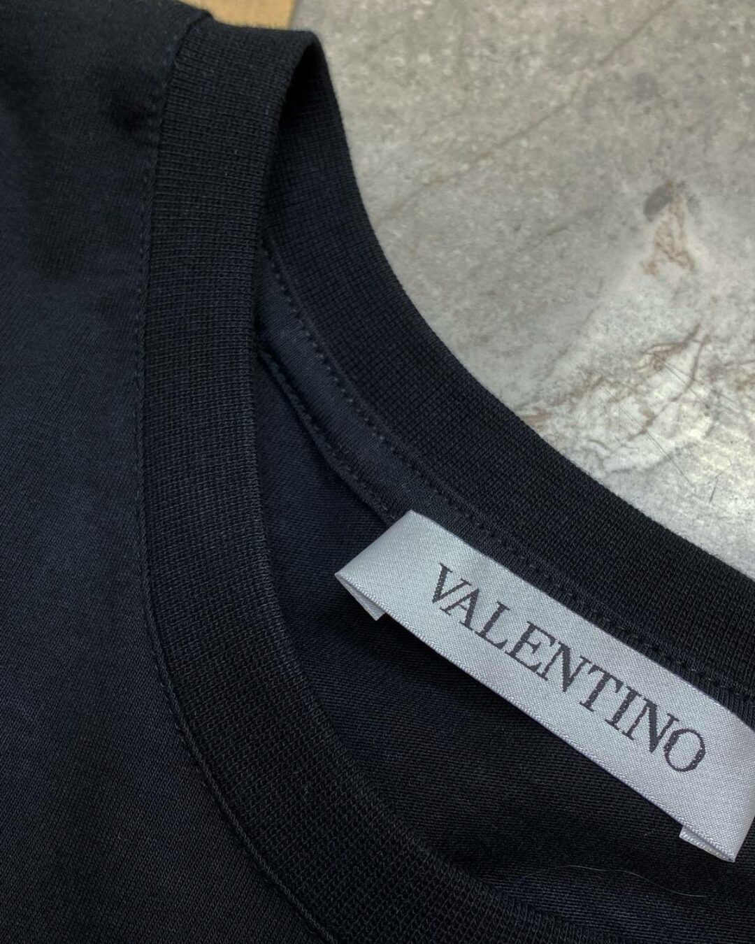 Футболка Valentino