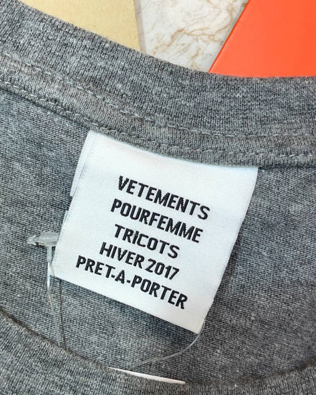 Футболка Vetements Fluffy Logo — фото 6
