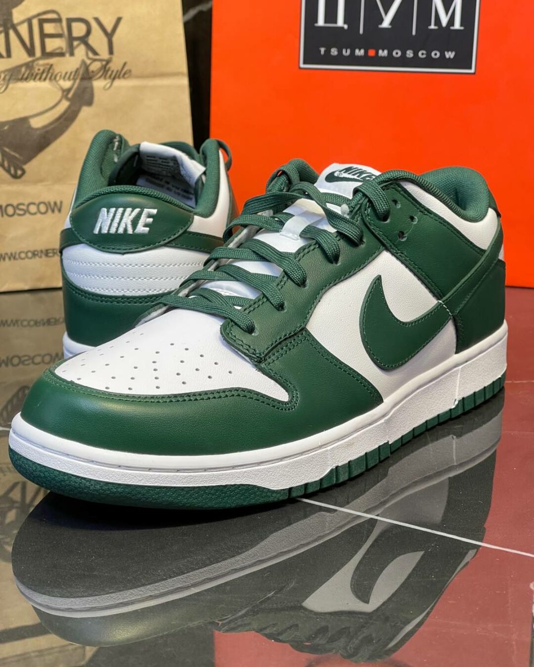 Кеды Nike Dunk Low Michigan State