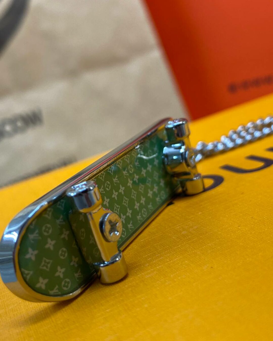 Цепочка Louis Vuitton
