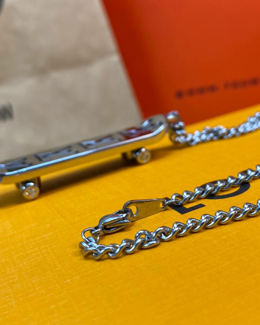 Цепочка Louis Vuitton