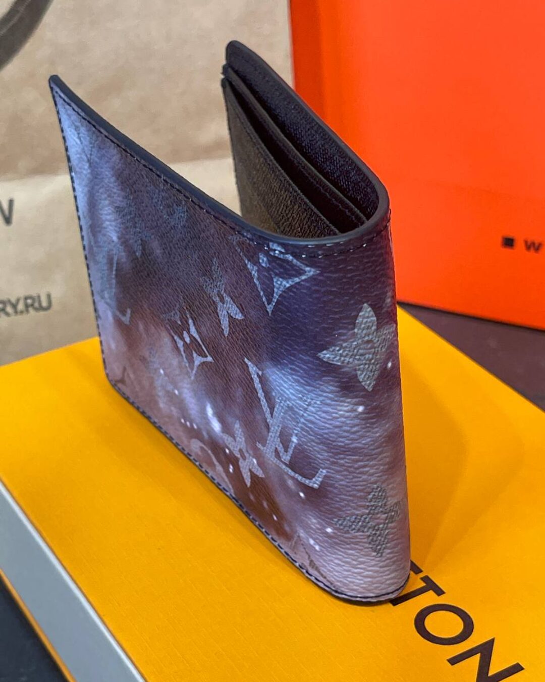 Кошелёк Louis Vuitton