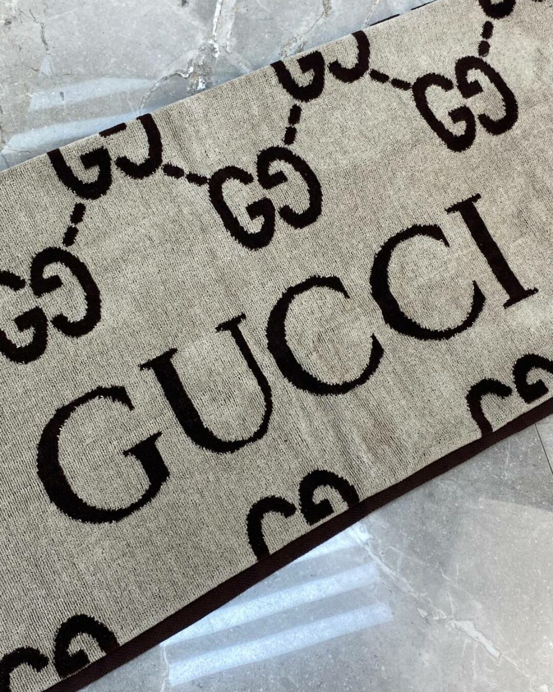 Полотенце Gucci