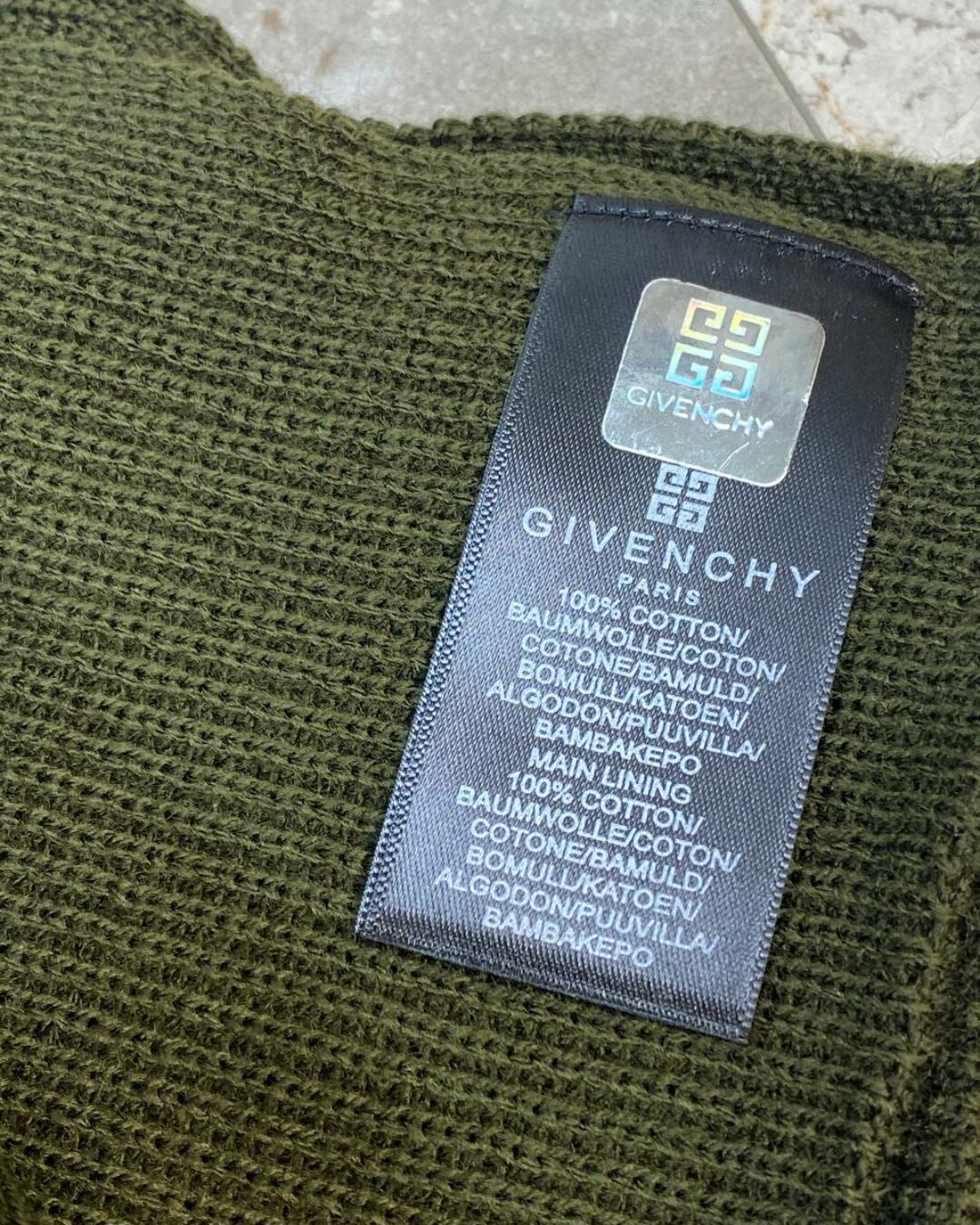 Комплект шапка+шарф Givenchy