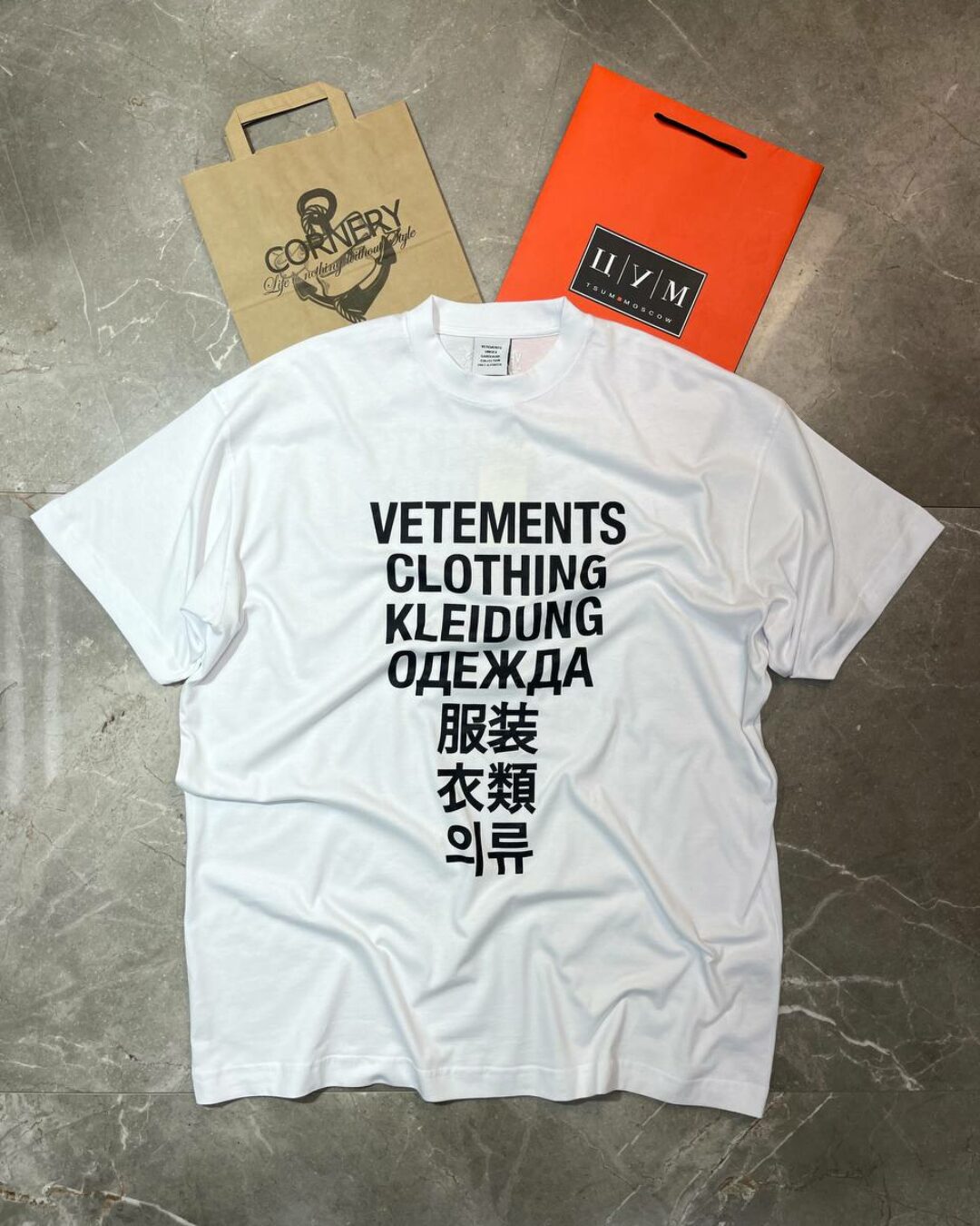 Футболка Vetements