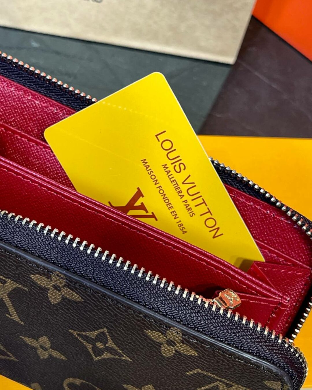 Портмоне Louis  Vuitton