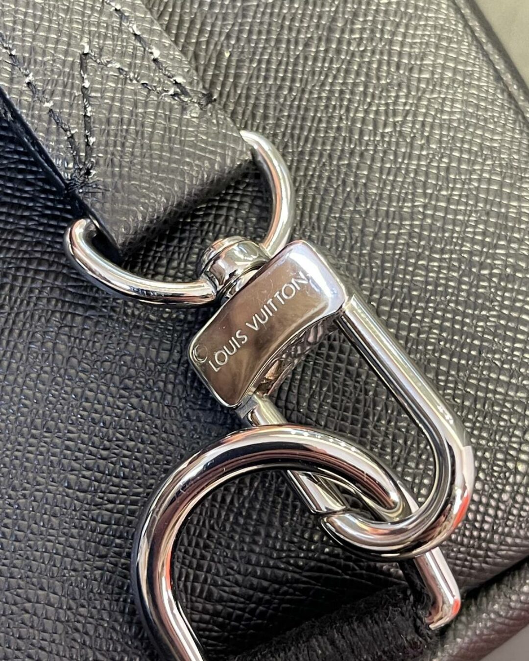 Сумка Louis Vuitton Avenue