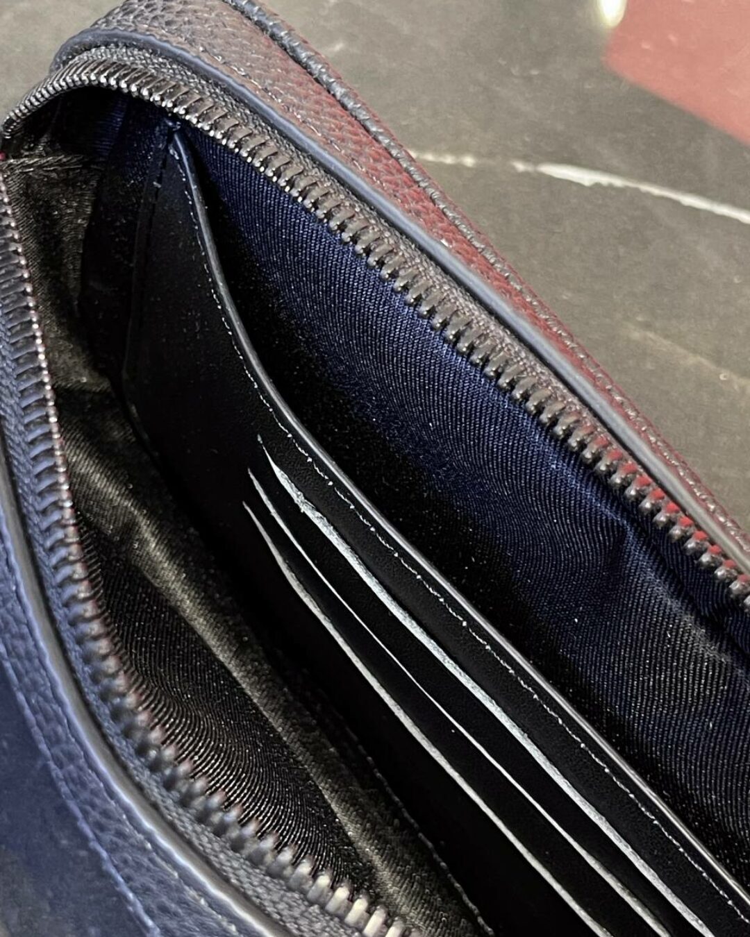 Сумка Louis Vuitton Alpha Wearable Wallet Bag