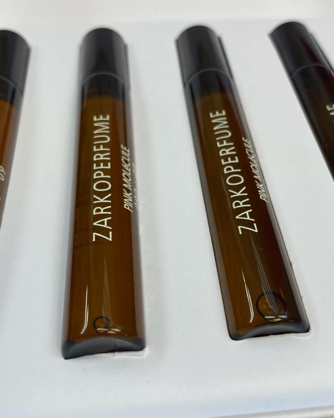 Парфюм Pink Molecule Zarkoperfume