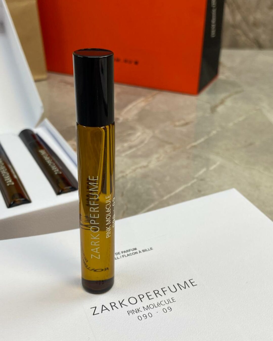 Парфюм Pink Molecule Zarkoperfume