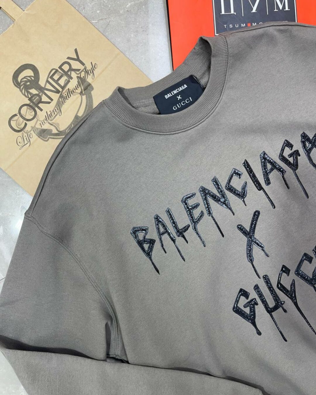 Кофта Balenciaga x Gucci