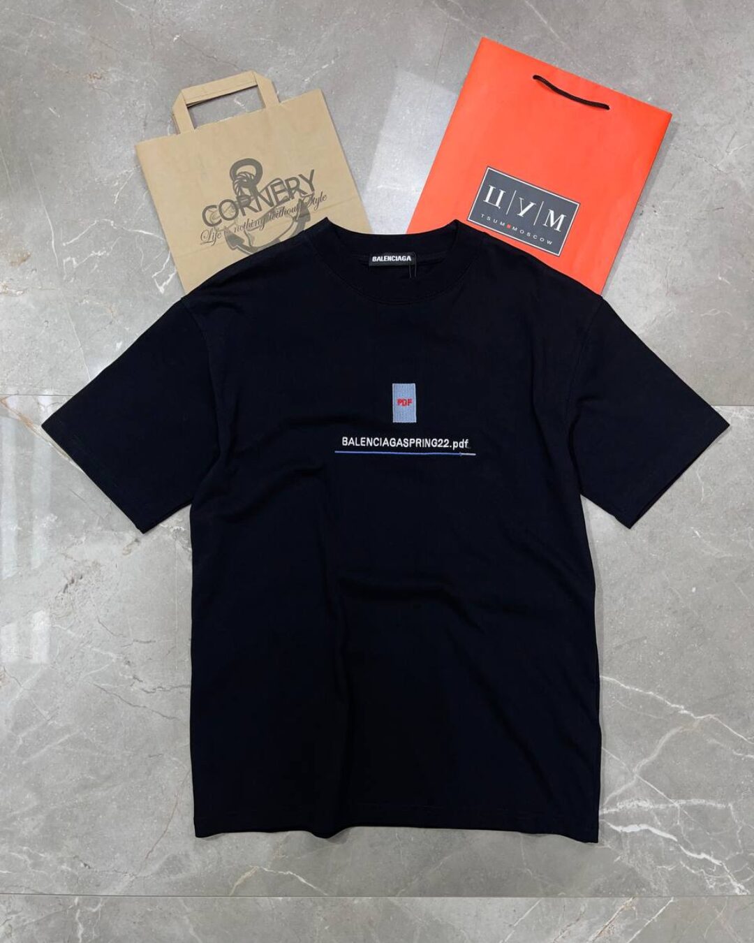 Футболка Balenciaga