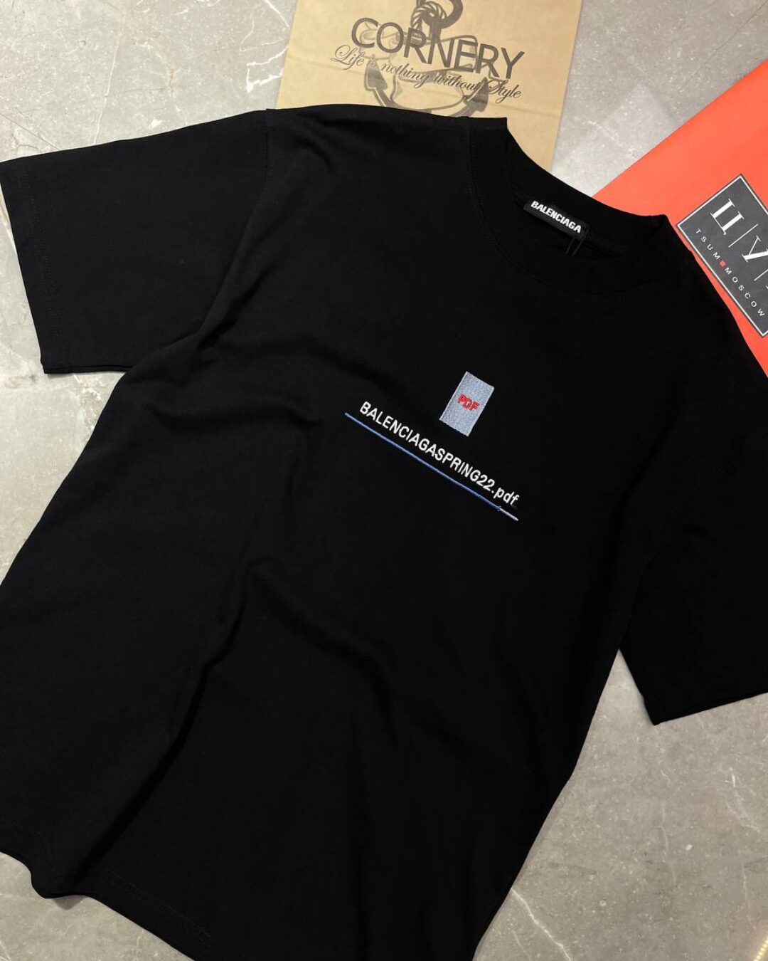 Футболка Balenciaga — фото 4