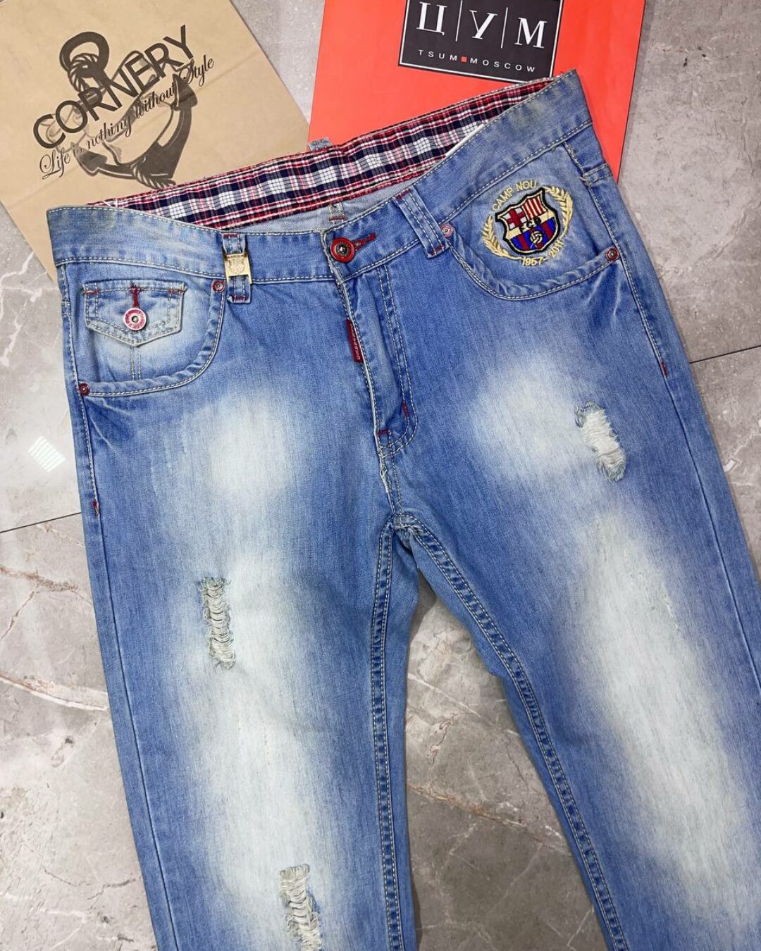 Джинсы Dsquared