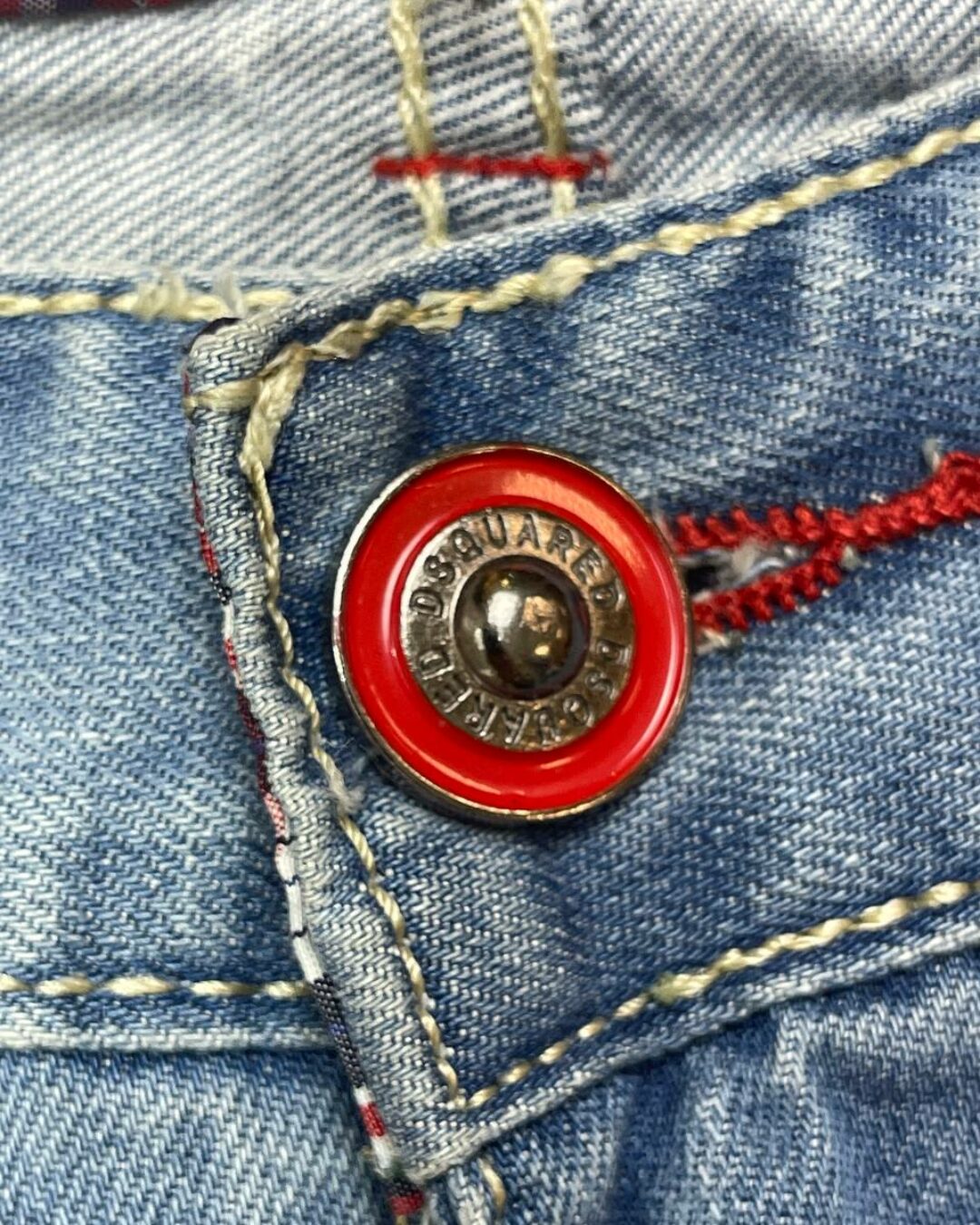 Джинсы Dsquared