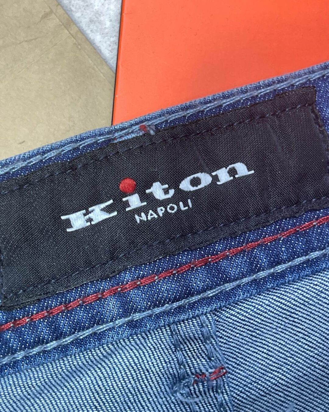 Джинсы Kiton