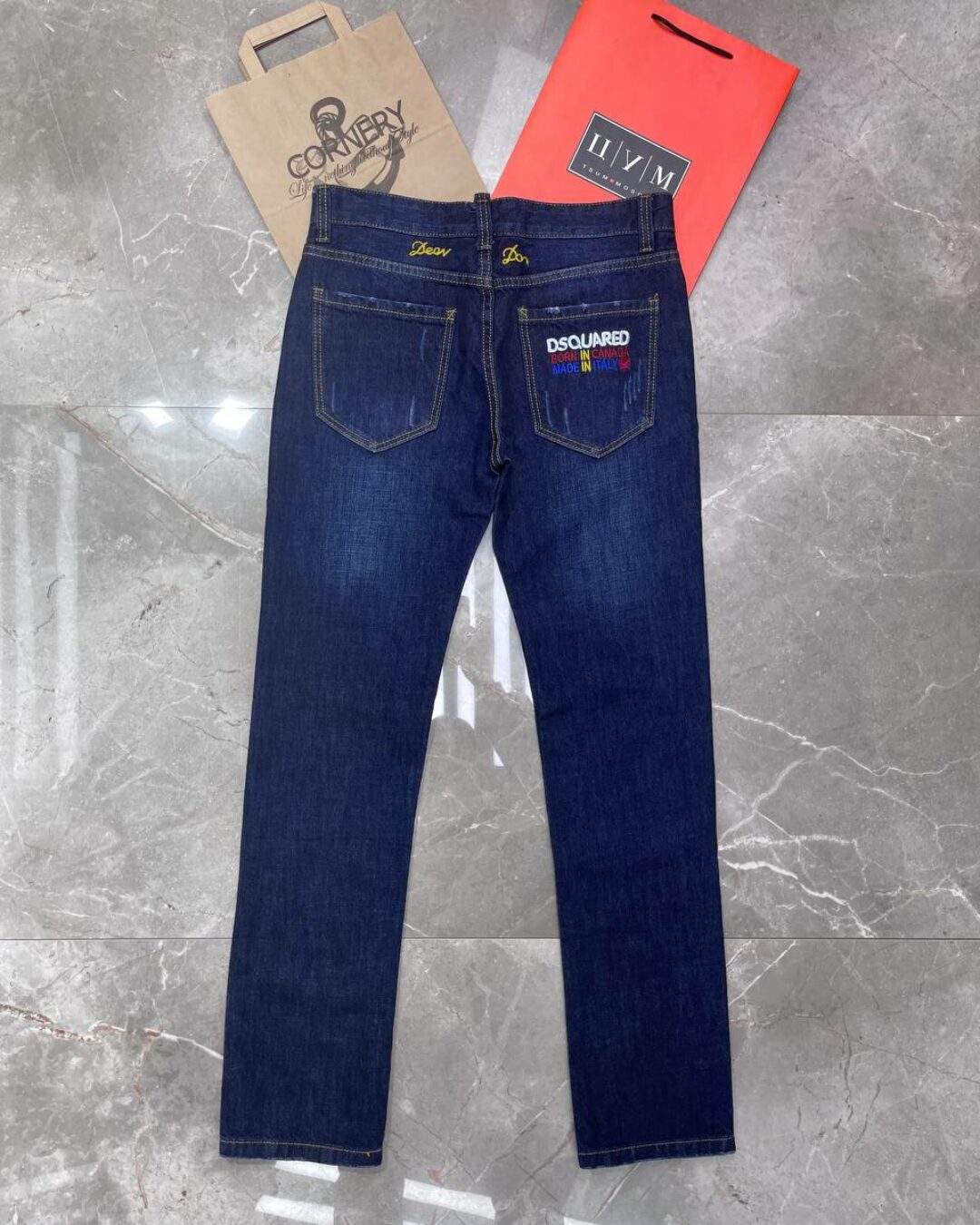 Джинсы Dsquared
