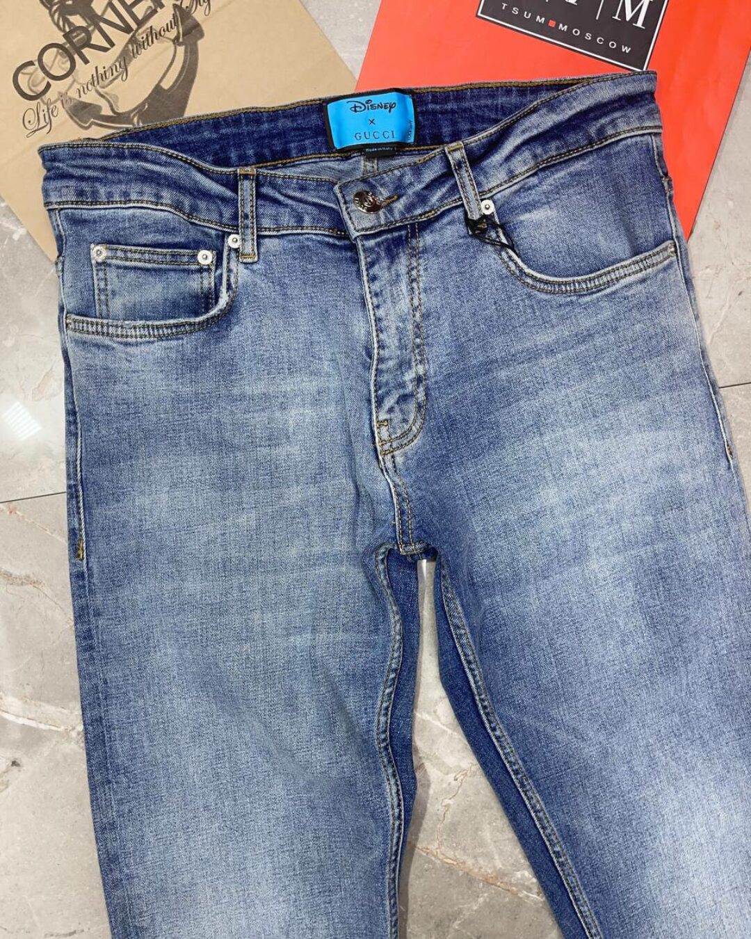 Джинсы Gucci