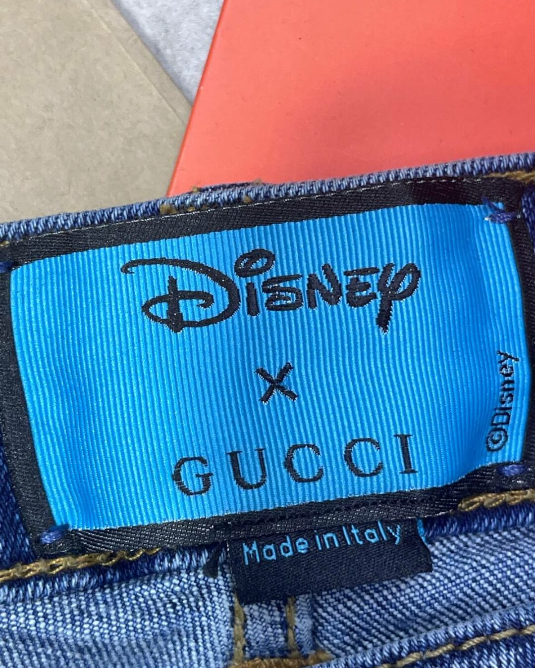 Джинсы Gucci