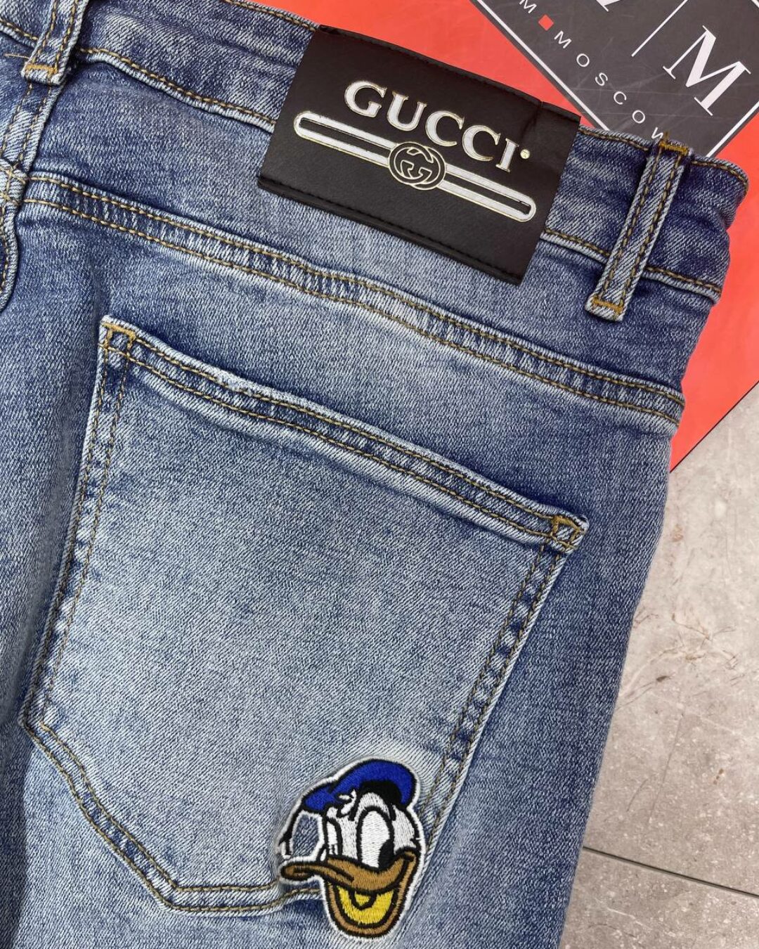 Джинсы Gucci
