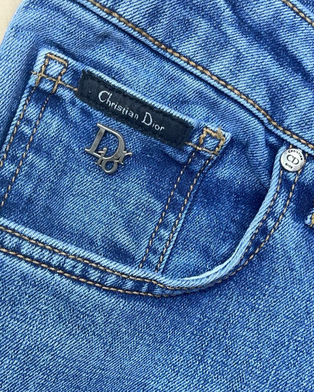 Джинсы Dior