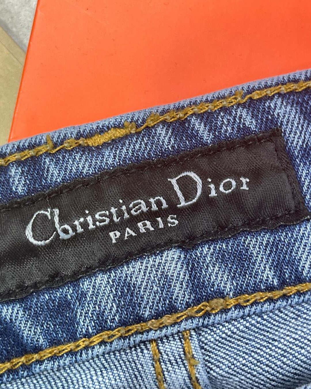Джинсы Dior