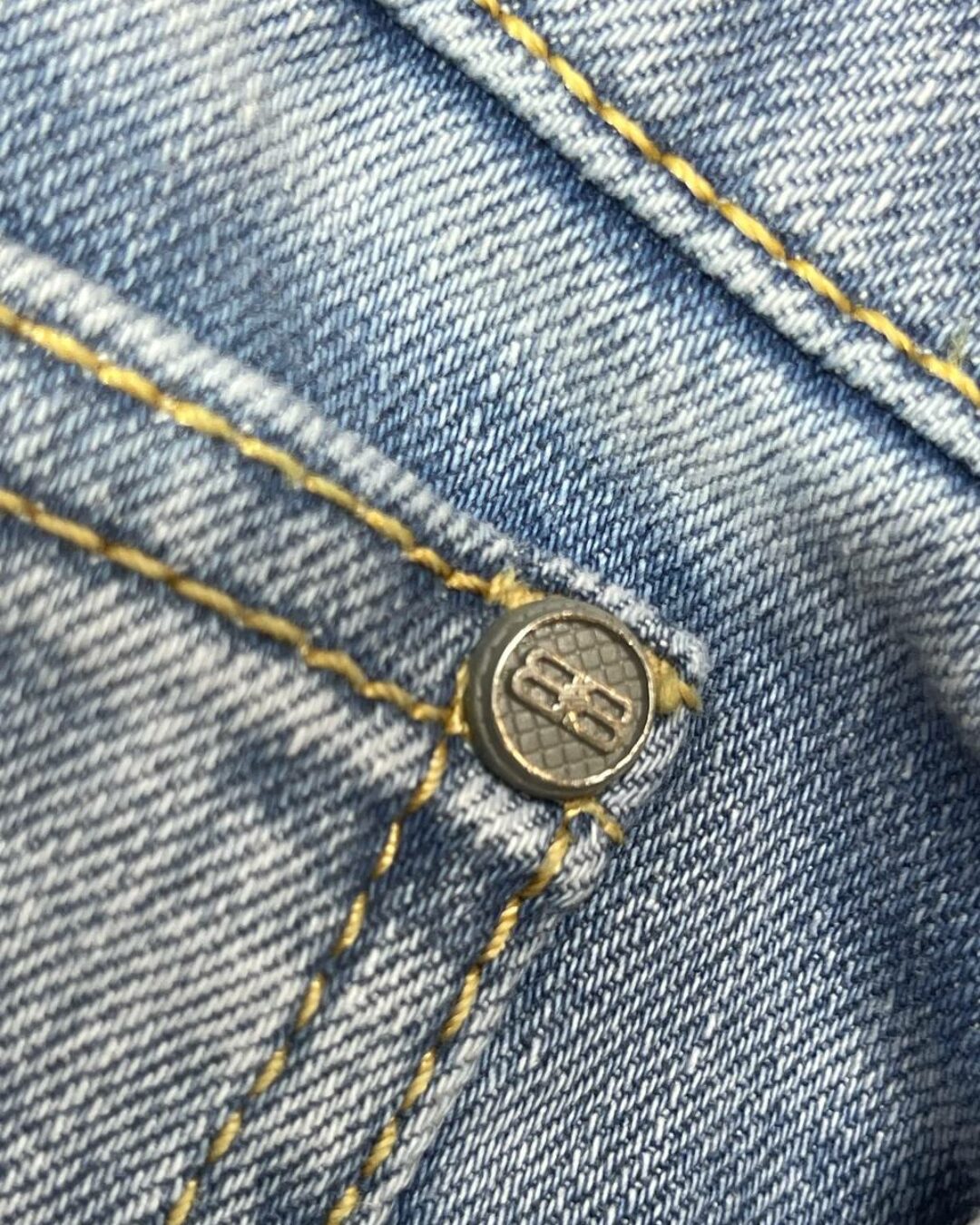 Джинсы Balenciaga