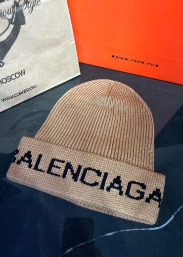 Шапка Balenciaga