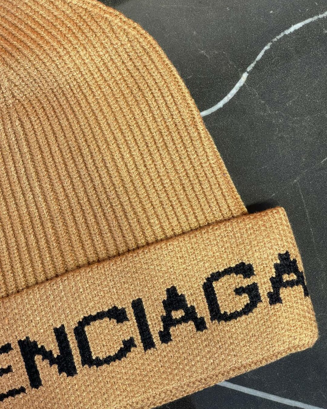 Шапка Balenciaga